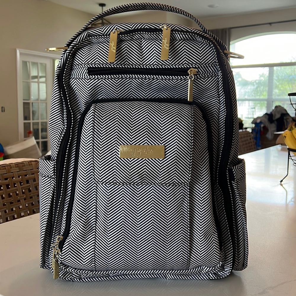 Jujube be right back diaper backpack